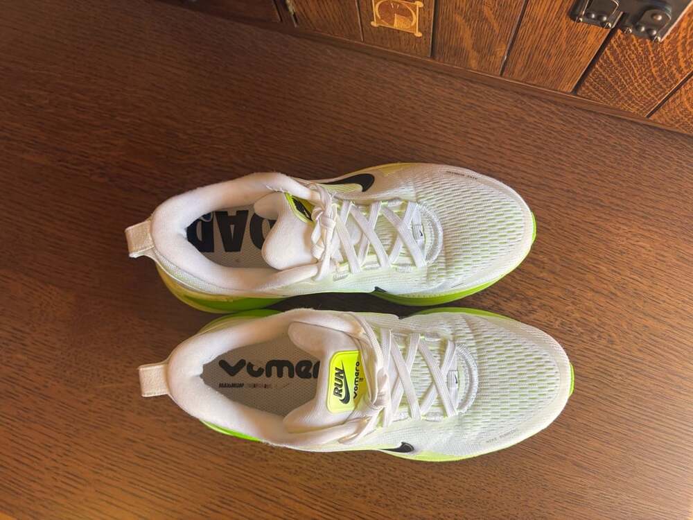 Nike Vomero 18 White Electric Green Volt Running Shoes-6 - Picture 7 of 12